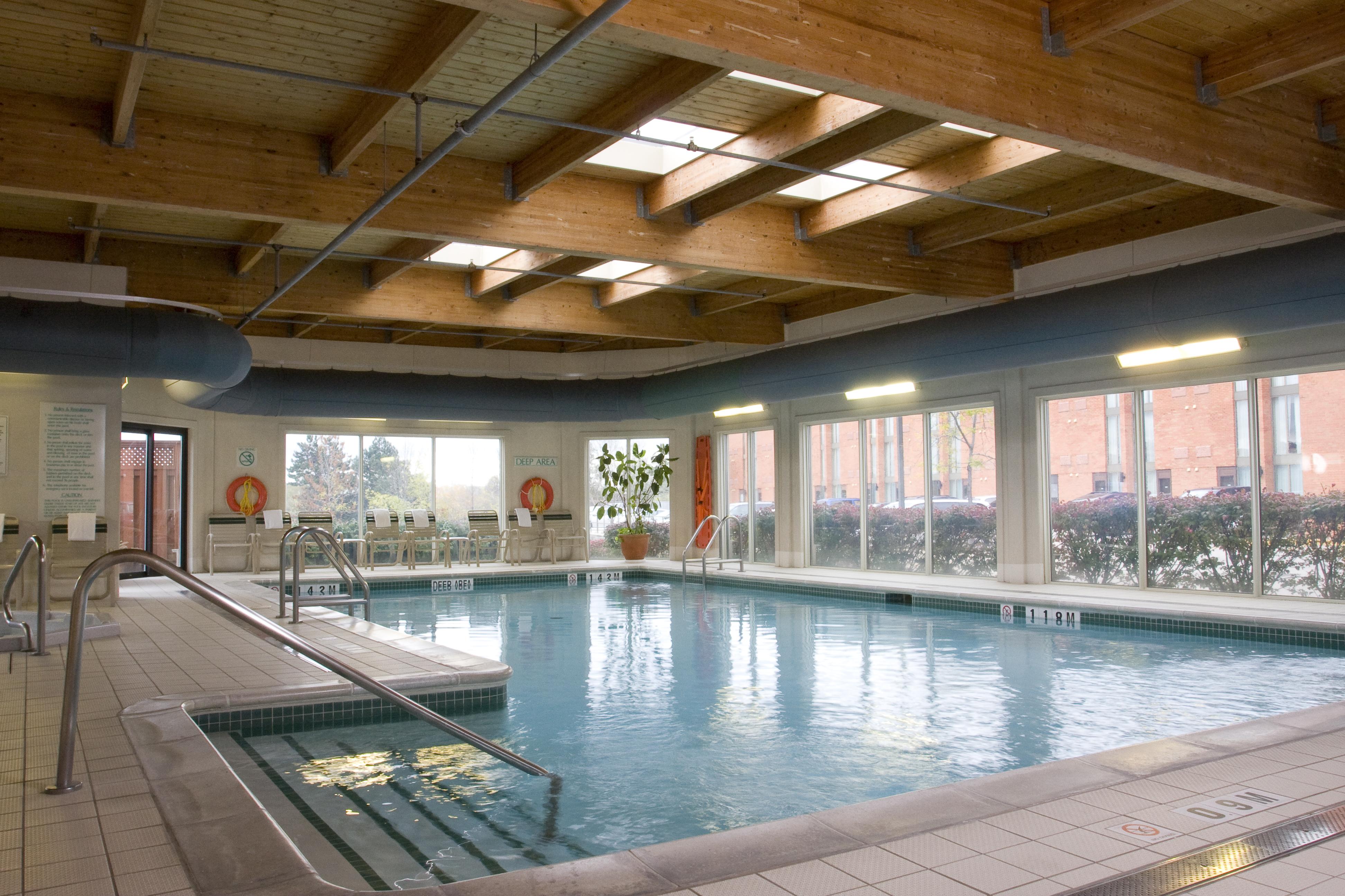 Hotel Carlingview Toronto Airport Mississauga Ngoại thất bức ảnh